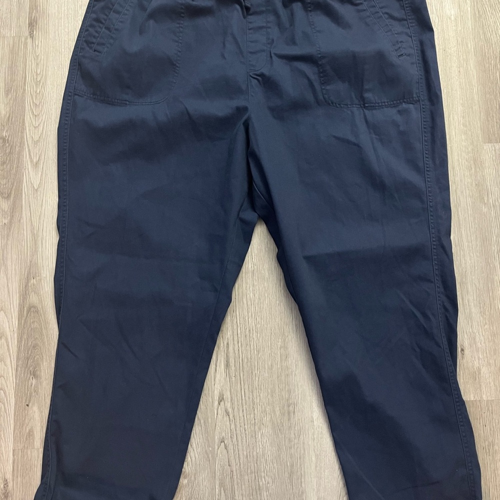 4/$20….262–Women's Navy Cargo Pants